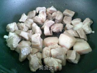 小土豆烧猪肉的做法步骤：2
