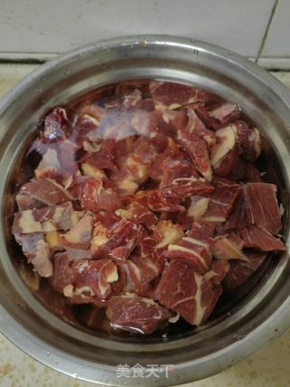 烧牛肉的做法步骤：2