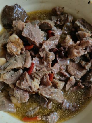 烧牛肉的做法步骤：7