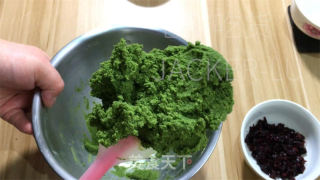 抹茶蔓越莓饼干，清新怡人、色彩诱人的小点心。的做法步骤：6