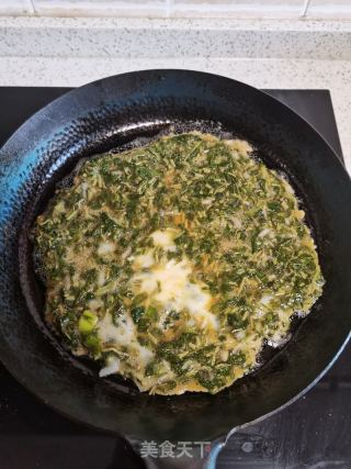 香椿煎蛋的做法步骤：3