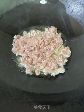 咖喱肉沫盖饭的做法步骤：3
