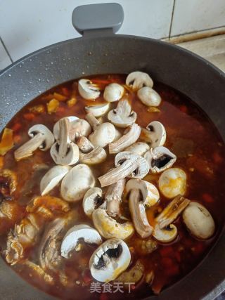 土豆烧鸡的做法步骤：10