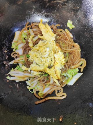 炒米粉的做法步骤：7