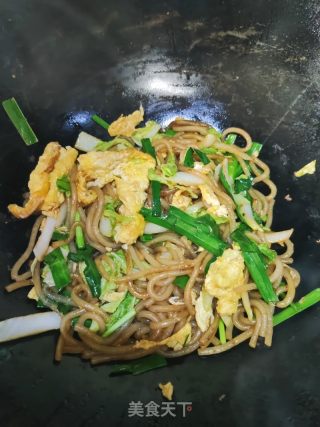 炒米粉的做法步骤：9