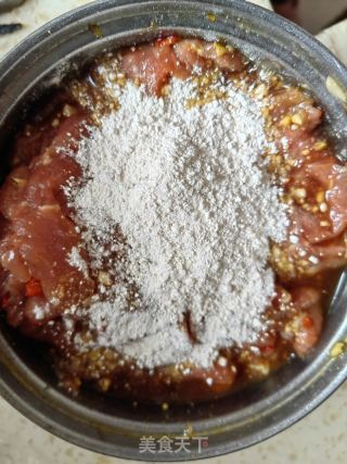 肉片拌蔬菜的做法步骤：3