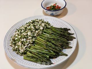 蒸芦笋槐花的做法步骤：6