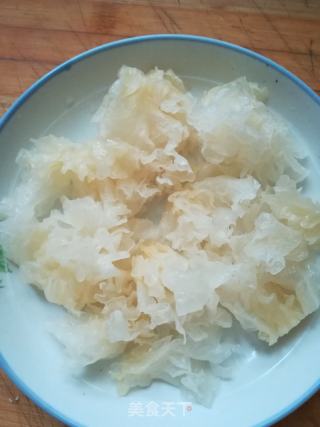 双耳炒羊肉的做法步骤：1