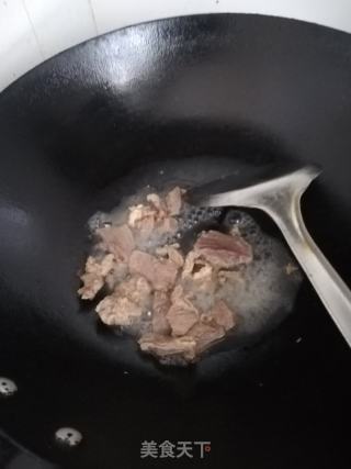 双耳炒羊肉的做法步骤：4