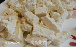 茄汁酸甜豆腐的做法步骤：2
