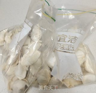 自制冰花饺的做法步骤：1
