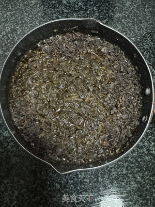 梅干菜蒸五花肉的做法步骤：1
