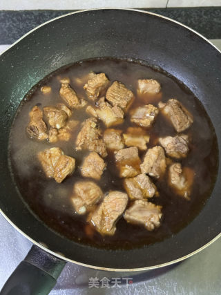 胡萝卜玉米排骨焖饭的做法步骤：5