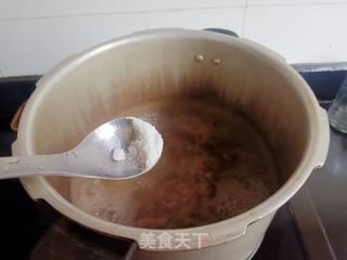 五香牛肉面的做法步骤：6