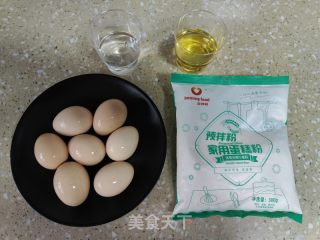 电饭锅蛋糕的做法步骤：1