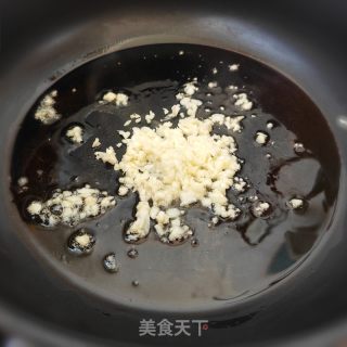 蒜香芦笋虾仁的做法步骤：7