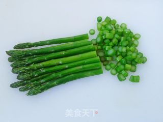 芦笋虾仁炒玉米的做法步骤：5