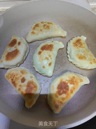 韭菜盒子的做法步骤：7