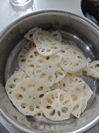 凉拌藕片的做法步骤：3