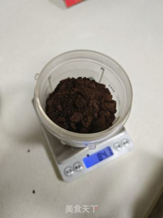抹茶慕斯蛋糕的做法步骤：1
