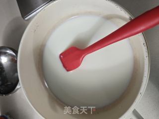 抹茶慕斯蛋糕的做法步骤：6