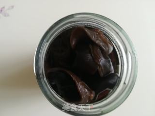 醋泡木耳花生的做法步骤：5