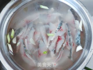 水煮鱼片的做法步骤：4