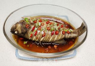 清蒸鲈鱼的做法步骤：4
