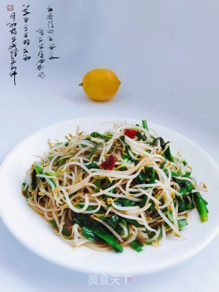 豆芽炒韭菜的做法