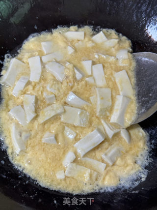 豆腐滑蛋的做法步骤：8
