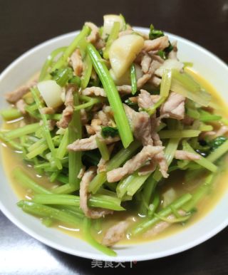 芹菜炒肉丝的做法