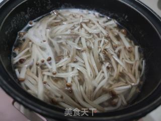 凉拌金针菇的做法步骤：3