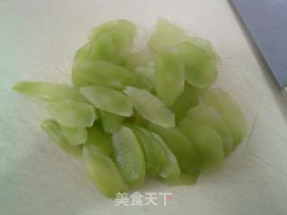 大头菜丝炒莴笋的做法步骤：4