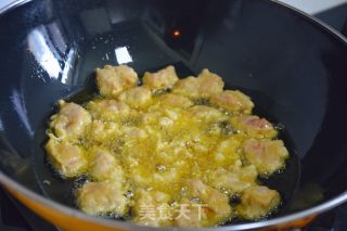 菠萝咕咾肉的做法步骤：7