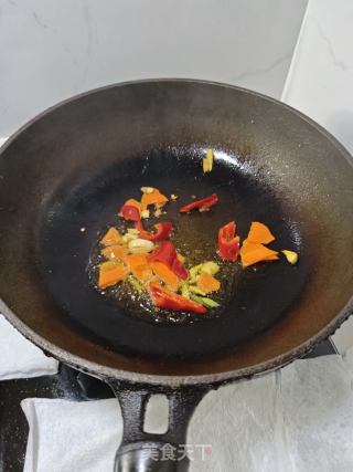 虾仁炒芦笋的做法步骤：8