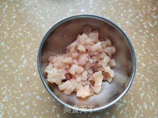 甜豆腰果炒鸡丁的做法步骤：1