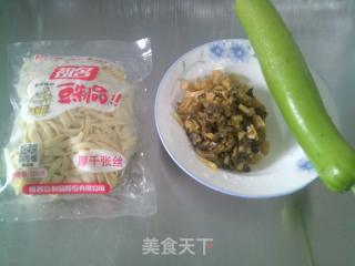 咸菜夜开花煮厚千张丝的做法步骤：1