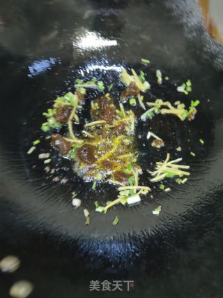 沙茶牛肉面的做法步骤：4
