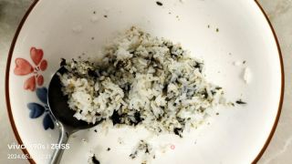 海苔饭团的做法步骤：2