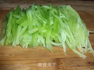 凉拌莴苣的做法步骤：3