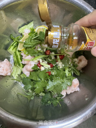青瓜拌虾滑的做法步骤：8