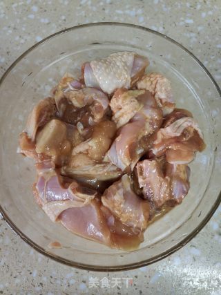 金针菇鸡煲的做法步骤：4