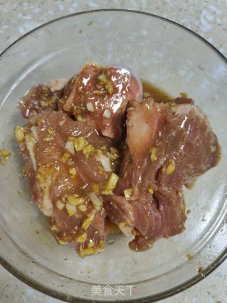 筒骨蒸肥肠的做法步骤：6