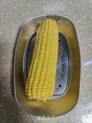 香煎玉米饼的做法步骤：1
