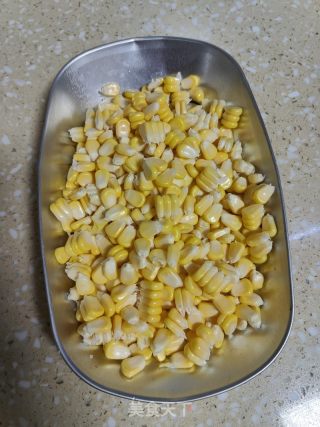 香煎玉米饼的做法步骤：2