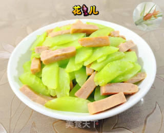 午餐肉炒莴笋的做法