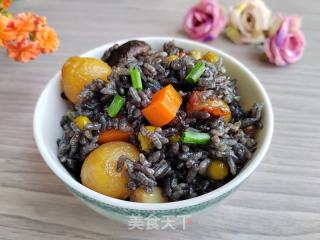 土豆乌米焖饭的做法