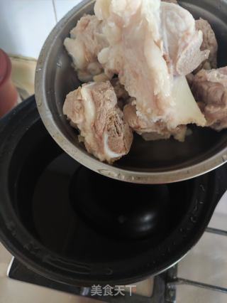 玉米冬瓜大骨汤的做法步骤：5