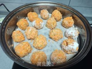 胡萝卜西兰花鸡胸肉养生菜团的做法步骤：15