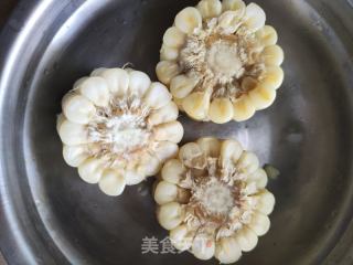 苹果玉米大骨汤的做法步骤：3